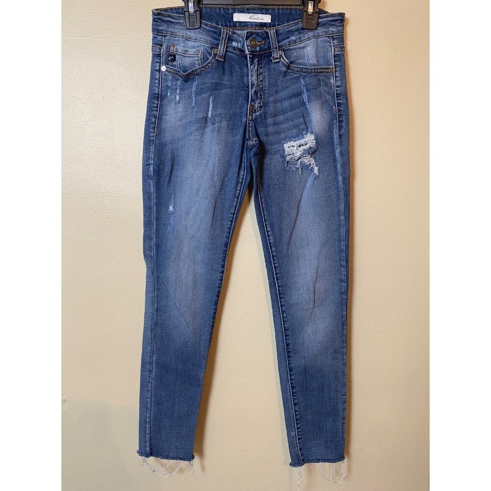 kancan distressed cropped jeans size 5 small ankle crop pants